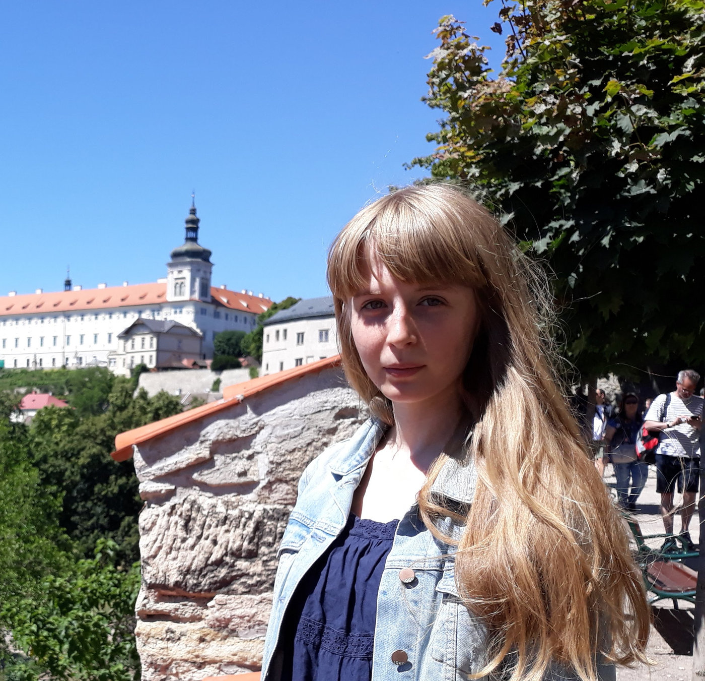 Helen | Writer (UK)